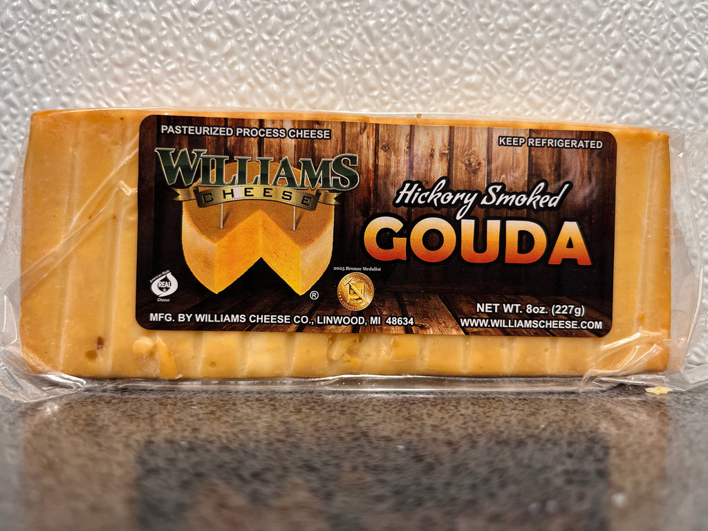 8oz Hickory Smoked Gouda